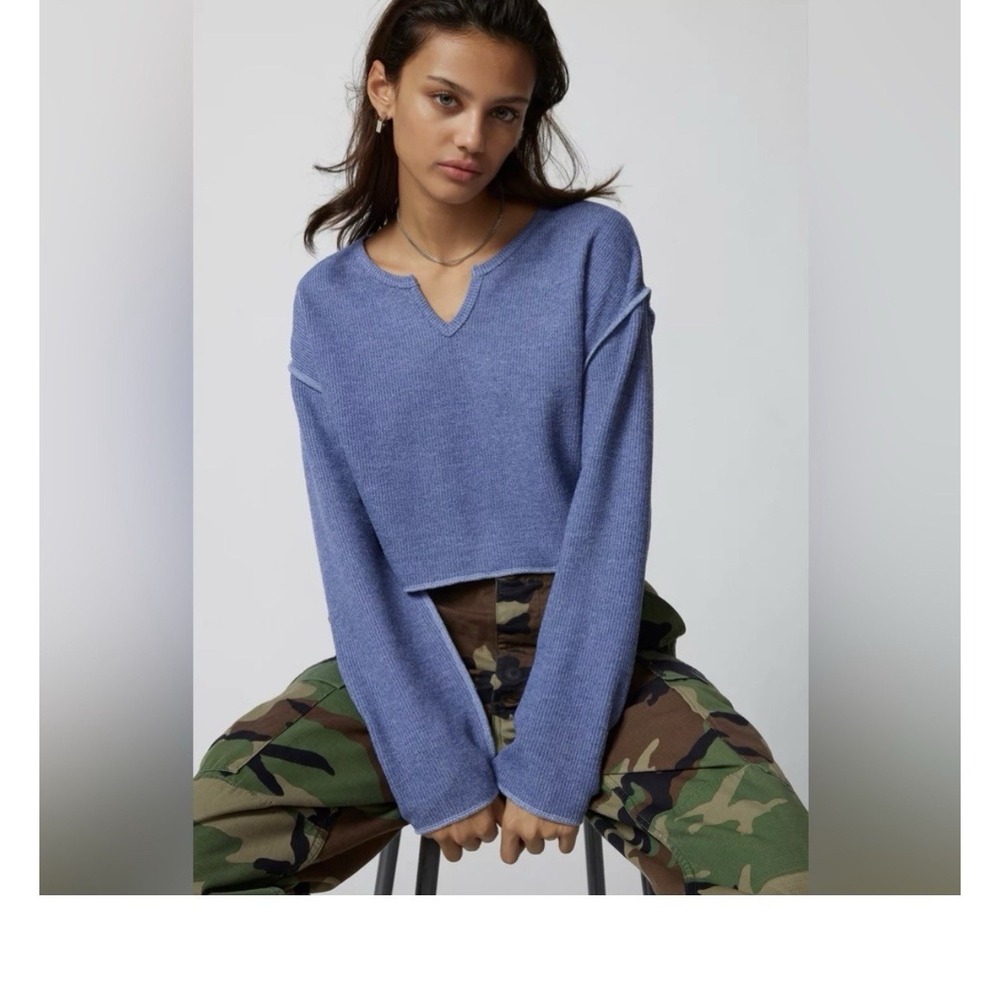 Urban Outfitters Parker Notch Neck Long Sleeve Top, Color Blue Sz Medium Y2K NWT
